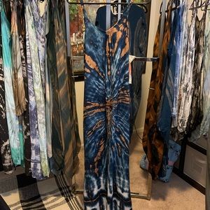 Lounge wear, versatile pieces for night and day. One size fits most.